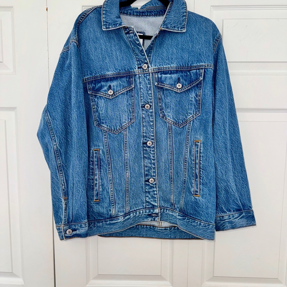 Abercrombie Women’s Oversized Blue Denim Jacket- Size Medium - Picture 9 of 16